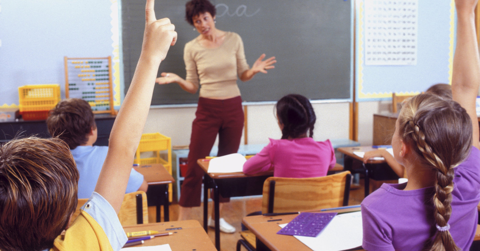 teacher-teaching-students-sub-sidekick-blog